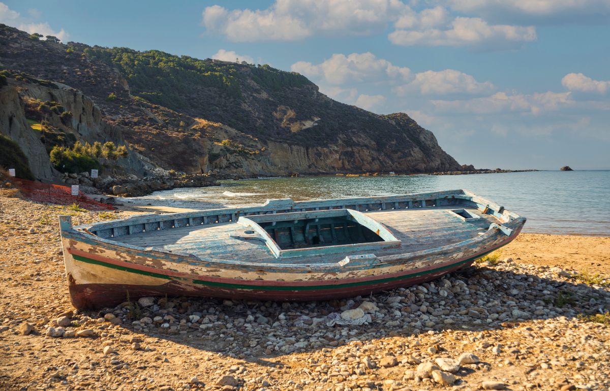 Droit international dans le secours des migrants en mer Méditerranée